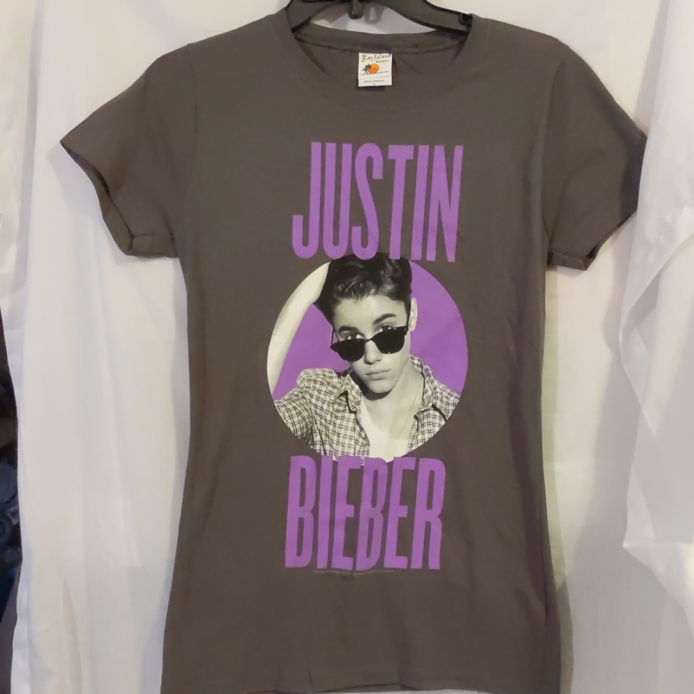 Justin Bieber Gray T-shirt, size L